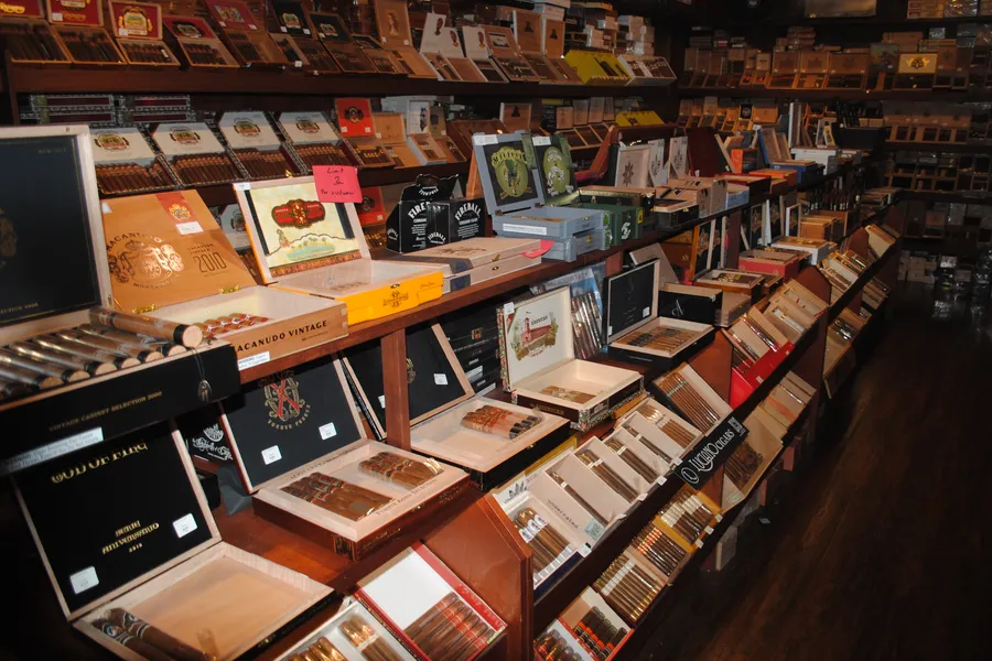 Davidoff cigar selection display